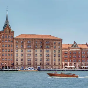 ***** Hotel Hilton Molino Stucky Italien